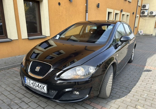 Seat Leon cena 17700 przebieg: 153000, rok produkcji 2011 z Będzin małe 352